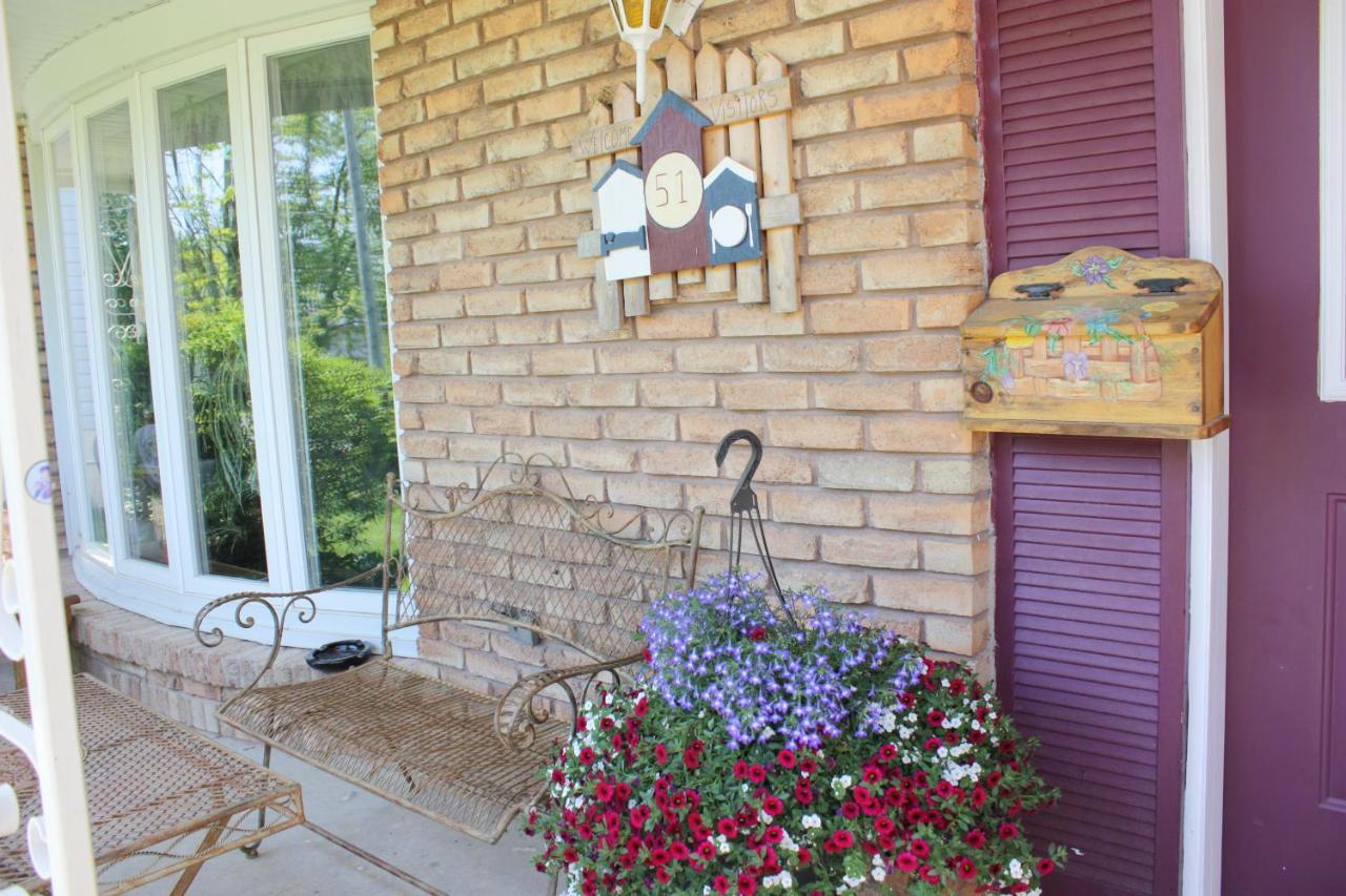 Carrousel Bed & Breakfast Cayuga Zewnętrze zdjęcie